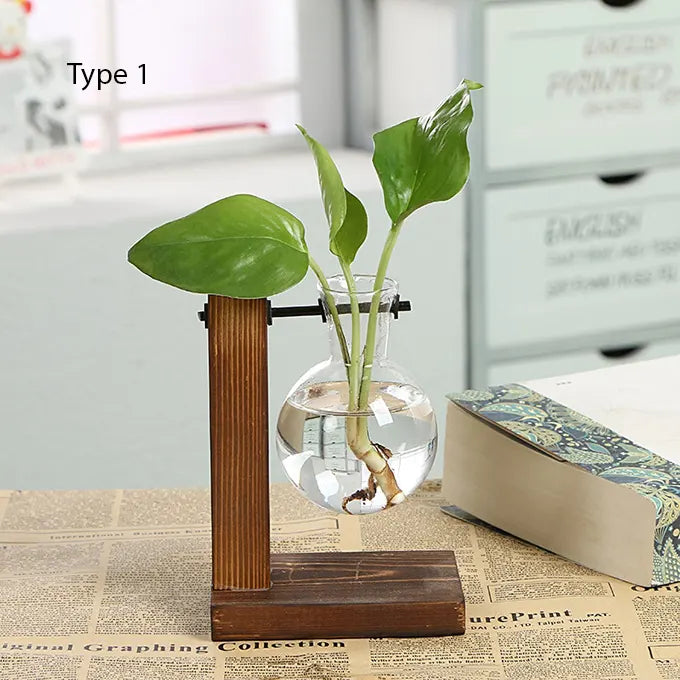 simple Vase tube avec une plante avec les mesures sur une table